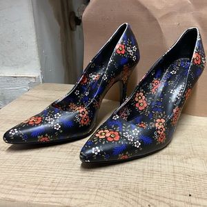 Nine West flowered Pumps